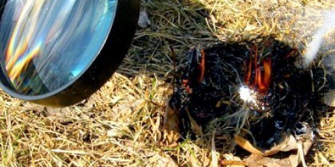 Як добути вогонь у лісі взимку?