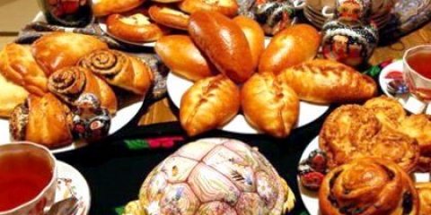 Як накрити стіл на Хрестини? Як накрити стіл на Хрестини?
