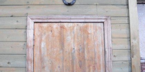 Як правильно вішати підкову над дверима? Як правильно вішати підкову над дверима?