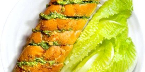 Як приготувати багет з часником?