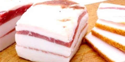 Як солити сало в маринаді?
