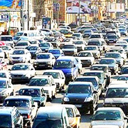 Як безпечно розважити себе в пробці?