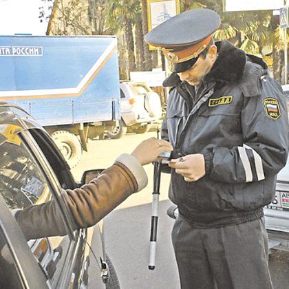Як спілкуватися із співробітниками гибдд?